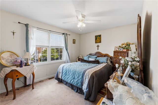 15 Metacomet Avenue, East Providence, RI 02916