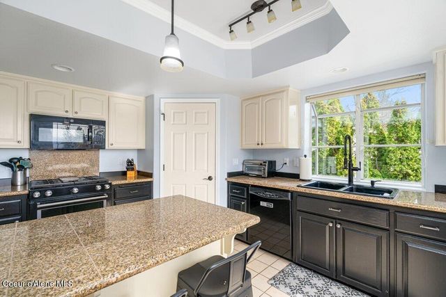 7784 N Sundance Dr, Coeur D'alene, ID 83815