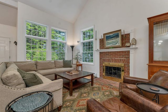 25 James Lane, Hebron, NH 03241