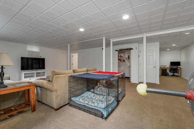 25 James Lane, Hebron, NH 03241