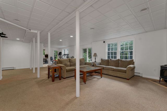 25 James Lane, Hebron, NH 03241