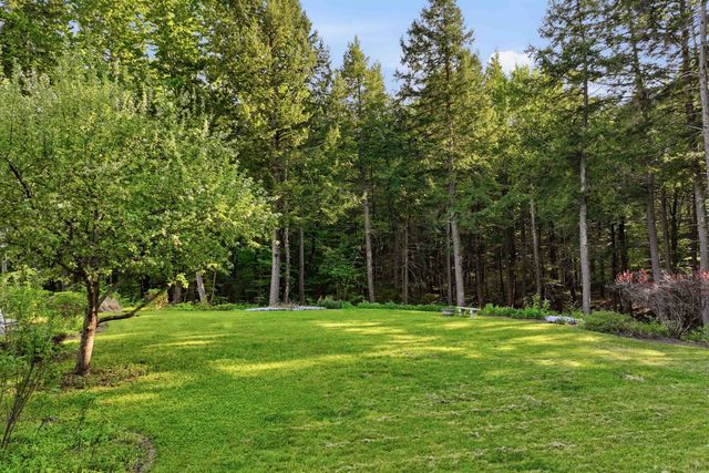 25 James Lane, Hebron, NH 03241