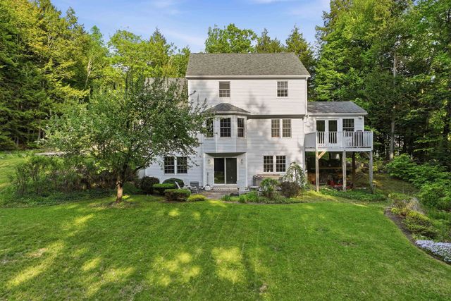25 James Lane, Hebron, NH 03241