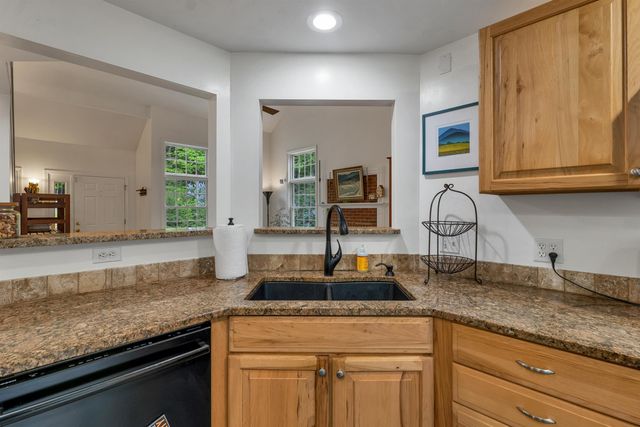 25 James Lane, Hebron, NH 03241