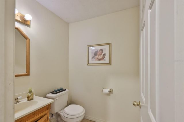 2710 LEWIS ROAD, Dover, FL 33527