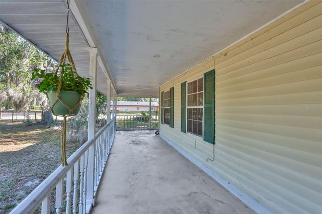 2710 LEWIS ROAD, Dover, FL 33527
