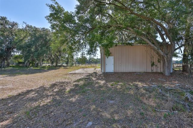 2710 LEWIS ROAD, Dover, FL 33527