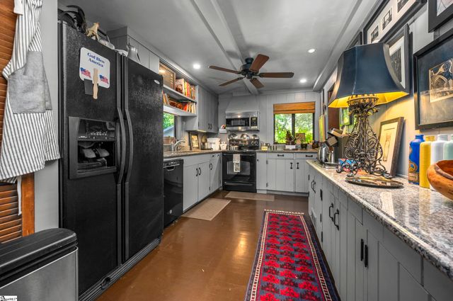 484 Sourwood Ridge Road, Tryon, NC 28782
