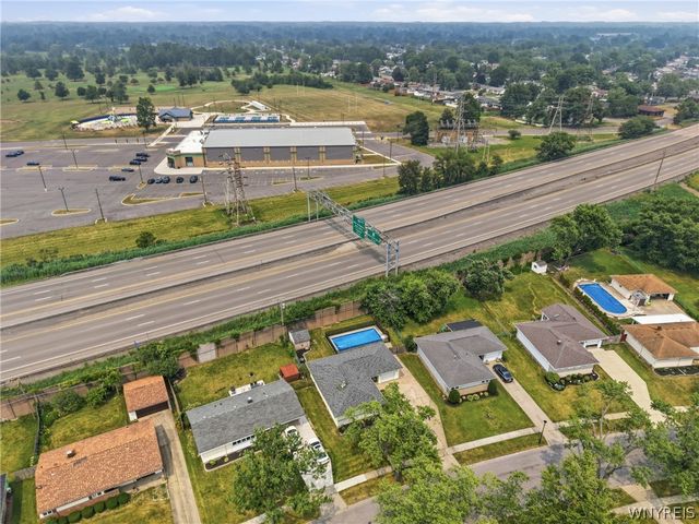 303 Woodgate Road, Tonawanda, NY 14150