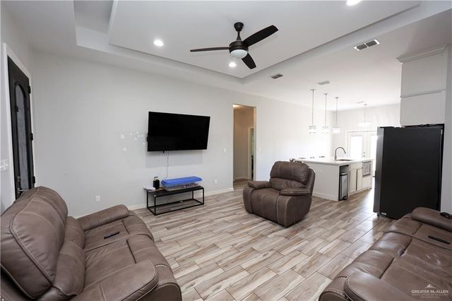 1213 Palazzo Drive, Alamo, TX 78516
