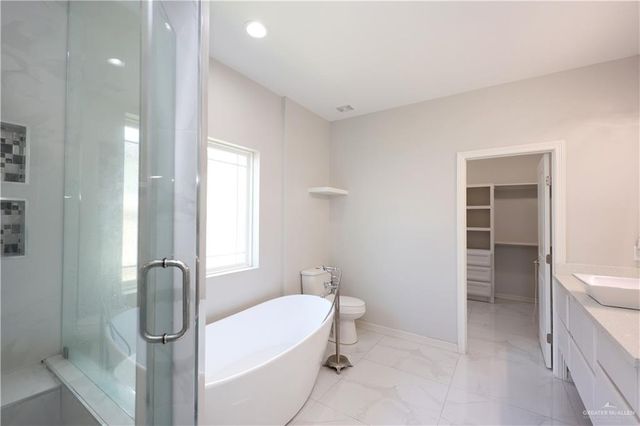 1213 Palazzo Drive, Alamo, TX 78516