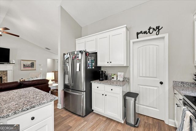 276 Kinsley Way, Statham, GA 30666