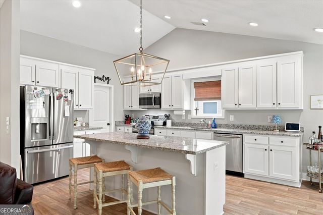 276 Kinsley Way, Statham, GA 30666