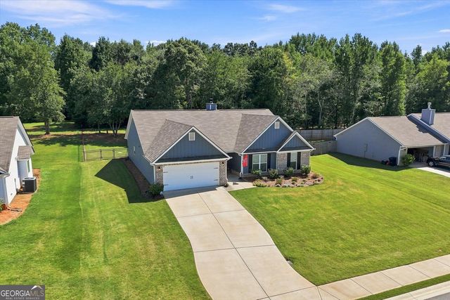 276 Kinsley Way, Statham, GA 30666