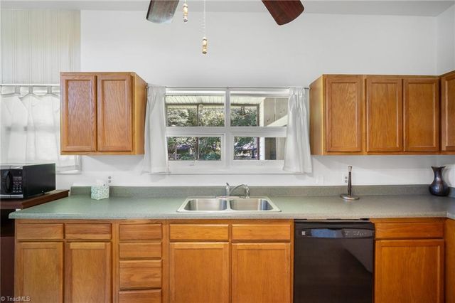 701 Locust Place, High Point, NC 27265