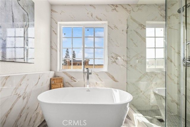 11036 Lower Azusa, El Monte, CA 91731