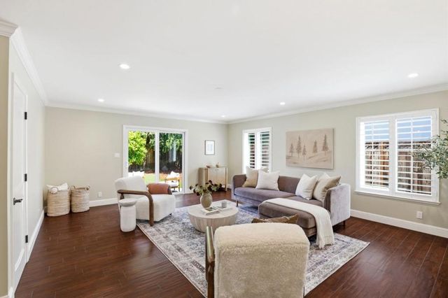 2725 Fairbrook Drive, Mountain View, CA 94040