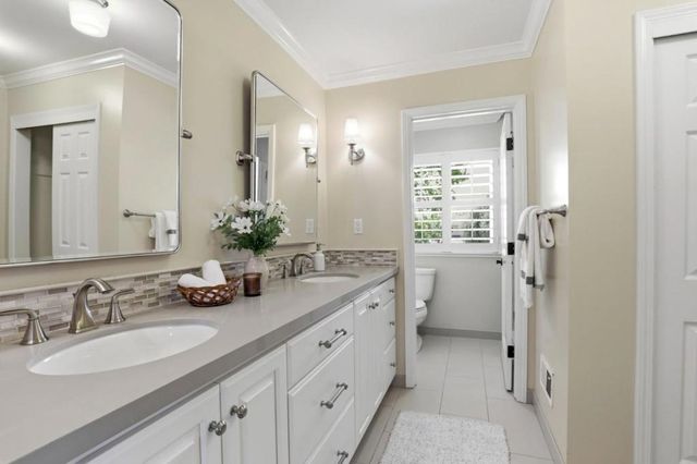 2725 Fairbrook Drive, Mountain View, CA 94040