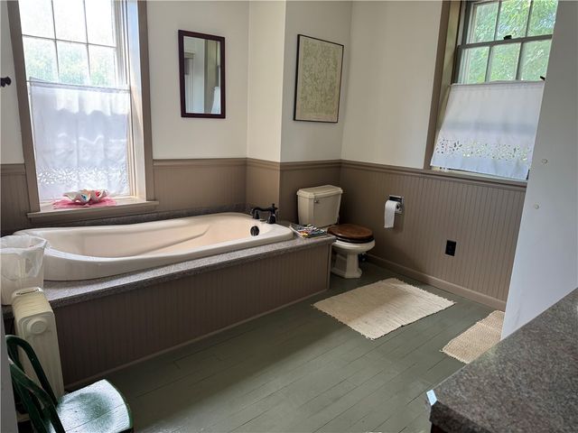 828 Brownhome Rd, Scott Twp, PA 16101