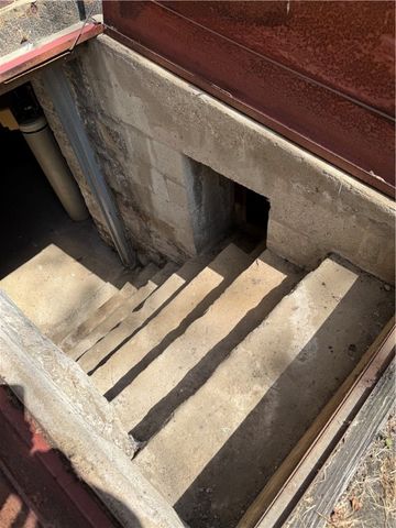 828 Brownhome Rd, Scott Twp, PA 16101