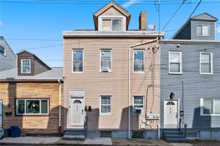 1812 Niggel St, Troy Hill, PA 15212