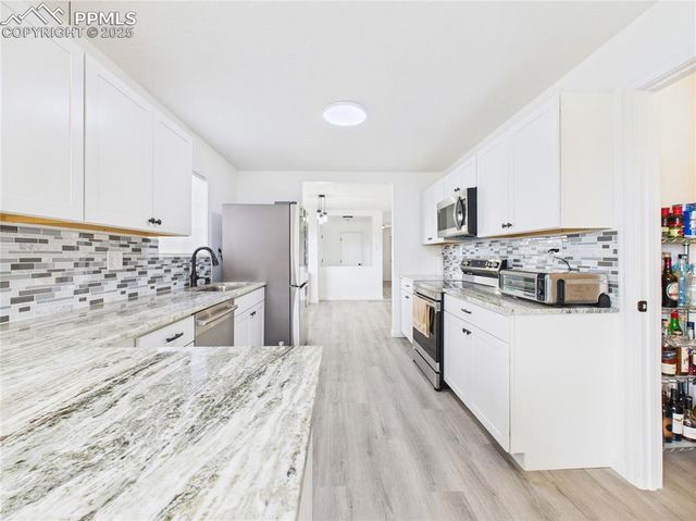 1475 W Indian Bend Drive, Pueblo West, CO 81007