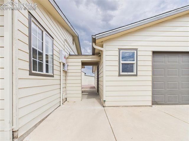 1475 W Indian Bend Drive, Pueblo West, CO 81007