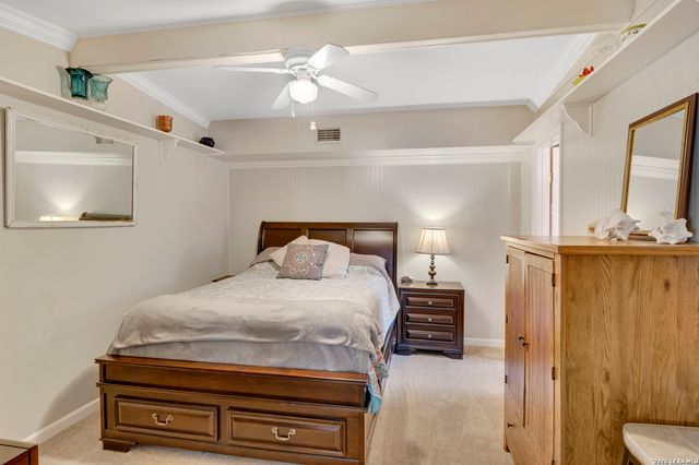 1122 HILL CIRCLE EAST DR, Granite Shoals, TX 78654