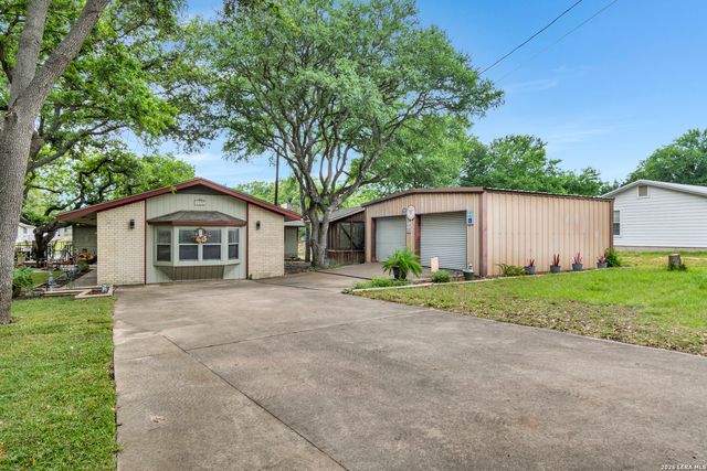 1122 HILL CIRCLE EAST DR, Granite Shoals, TX 78654