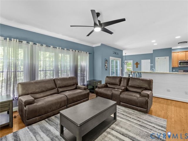 2967 Willow Trace Ln, Sandy Hook, VA 23153