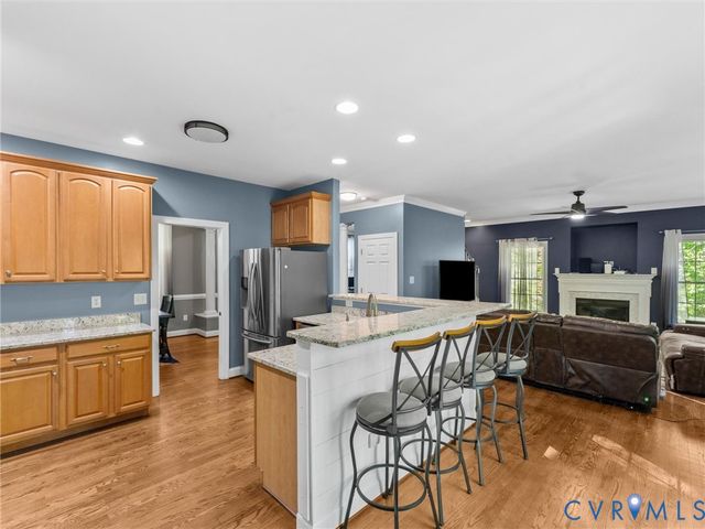 2967 Willow Trace Ln, Sandy Hook, VA 23153