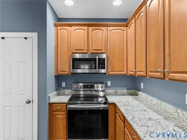 2967 Willow Trace Ln, Sandy Hook, VA 23153