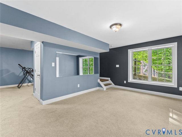 2967 Willow Trace Ln, Sandy Hook, VA 23153