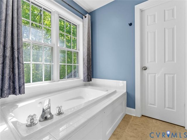 2967 Willow Trace Ln, Sandy Hook, VA 23153
