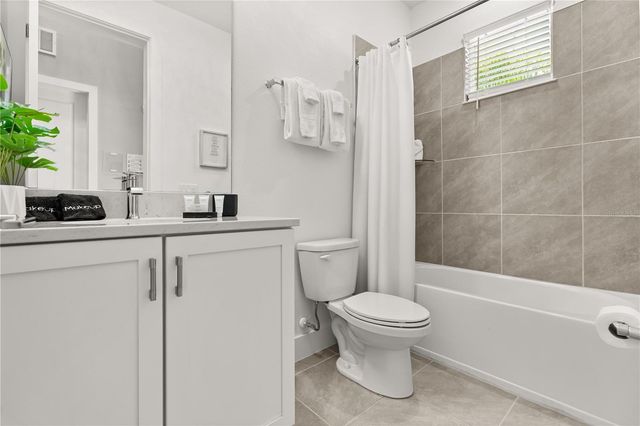 7456 GATHERING DRIVE, Reunion, FL 34747