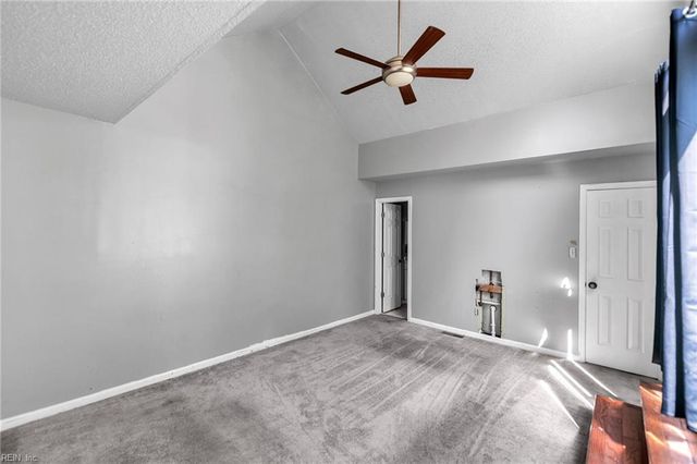 717 Inlet Quay Apt H, Chesapeake, VA 23320