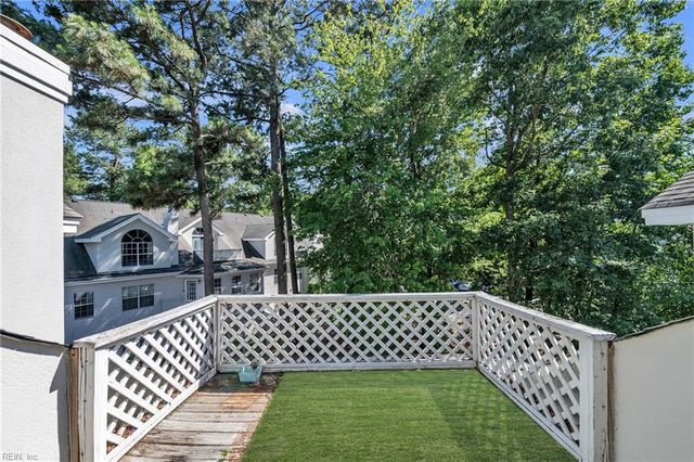717 Inlet Quay Apt H, Chesapeake, VA 23320