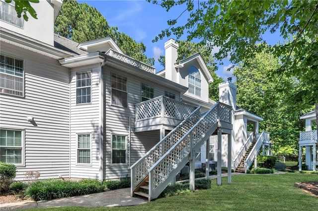 717 Inlet Quay Apt H, Chesapeake, VA 23320