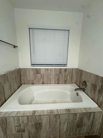 1532 Valle De Colores Road NW, Los Lunas, NM 87031