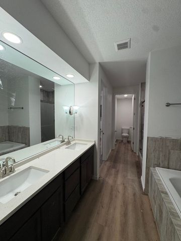 1532 Valle De Colores Road NW, Los Lunas, NM 87031