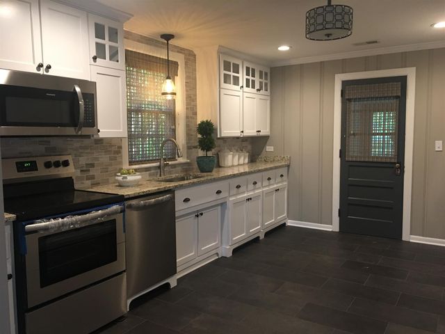 3034 Lakeshore, Old Hickory, TN 37138