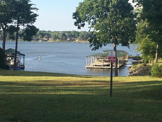 3034 Lakeshore, Old Hickory, TN 37138