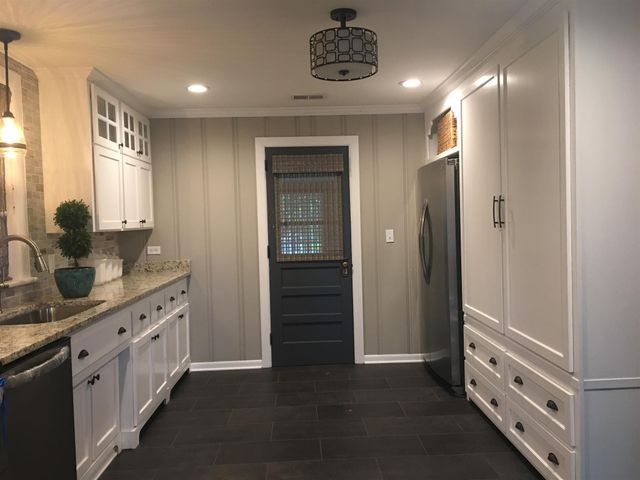 3034 Lakeshore, Old Hickory, TN 37138