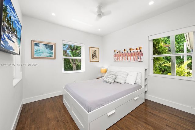 9172 Carlyle Avenue, Surfside, FL 33154