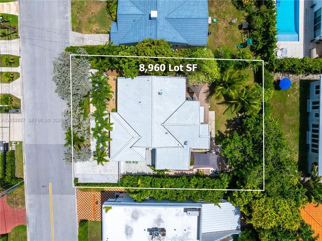 9172 Carlyle Avenue, Surfside, FL 33154