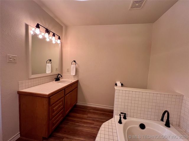 102 Holly, Bokchito, OK 74726