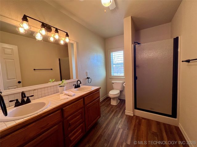 102 Holly, Bokchito, OK 74726