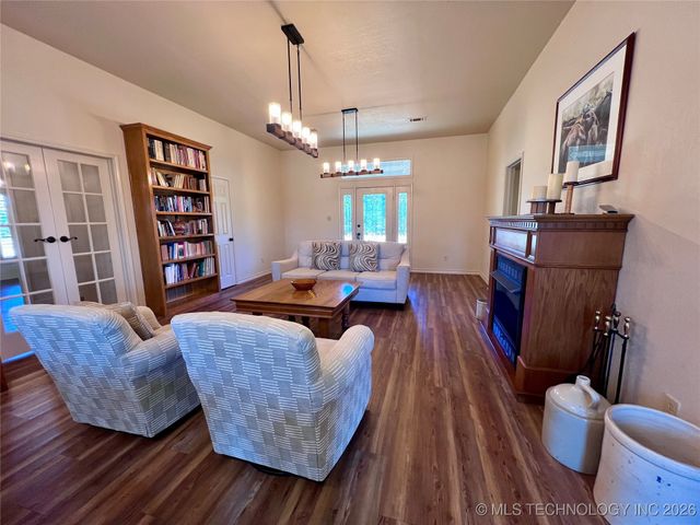 102 Holly, Bokchito, OK 74726