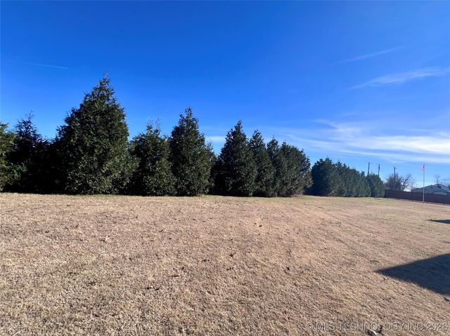 102 Holly, Bokchito, OK 74726