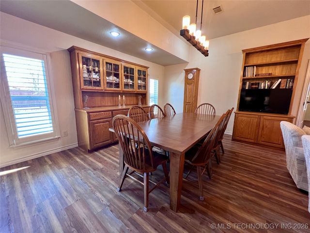 102 Holly, Bokchito, OK 74726